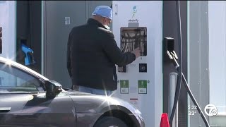 EV owners deal with outages