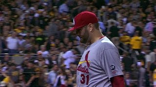 STL@PIT: Lynn works out of bases-loaded jam in 3rd