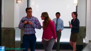 Supergirl 2017 - S02E05 Mon El Caught by Kara