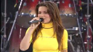Shania Twain  Man I Feel Like A Woman Up Live in Chicago 1 of 22flv