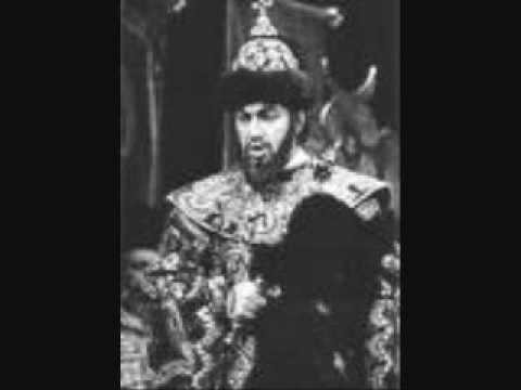 Nicolai Ghiaurov Boris Godunov - YouTube