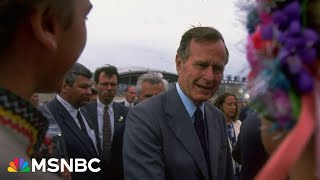 Author thinks new book on George H.W. Bush should be 'mandatory' of all working