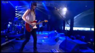 Warpaint - Composure // Undertow (live @ Reading 2011)