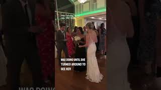 This bouquet toss at the wedding had an unexpected outcome 🙌