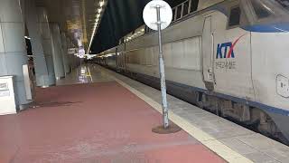 KTX 100000호대 039호기 VVVF-GTO 알스톰 상어열차 서울행 대기 (한국철도공사)KTX  부산역