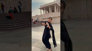 Hichki Sapna Chaudhary Song Dance 💃 #shortsfeed #sapnachoudhary #trending #dancemoves #dance