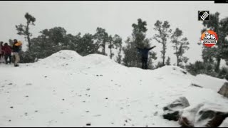 ನೋಡಿ: ಮಂಜಿನಿಂದ ಬೆಳ್ಳಿ ಬೆಟ್ಟವಾದ ಮುಸೋರಿ | Mussoorie witnesses pristine snowfall