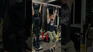 Hanging leg raise / එල්ලිලා බඩට ගහමු