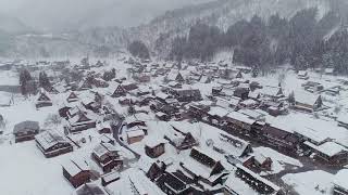 213.冬 せせらぎ公園駐車場より荻町全景,ドローン映像有_Shirakawa-go movie images - Winter, Drone | Shirakawa village, Japan