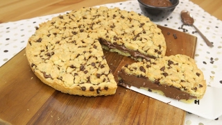 Torta cookie: il dolce goloso con gocce di cioccolato!