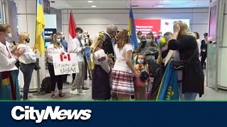 306 more Ukrainians find temporary haven in Canada