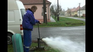 Csőtörések miatt színeződött el a víz nagyatádon