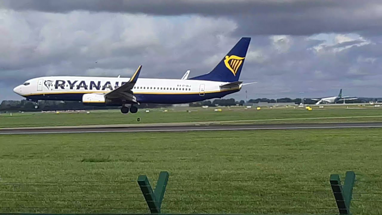 Ryanair Smooth Landing The Impossible Has Happened Youtube