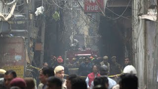 مصرع 43 شخصا على الأقل بحريق مصنع في نيودلهي | AFP