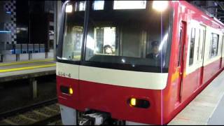 形式ロゴのない京急６００形　KEIKYU seriese 600 train without logo mark.