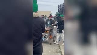 Philadelphia Eagles Fan Pushes Pig Roast Around Pregame Tailgate