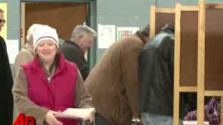 Raw Video: GOP's Brown Votes in Massachusetts