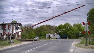 Spoorwegovergang Zossen (D) // Railroad crossing // Bahnübergang