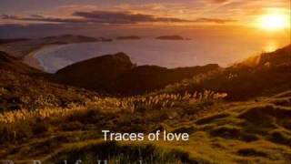 Traces - Classic IV  (Lyrics).