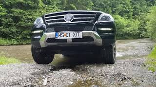 ML350 W166 - offroad - free parking (june 2019)