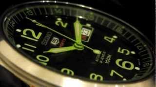 2S Time: SEIKO 5 Sport SRP273K1 Military Collection Automatic Watch