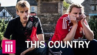 Life In A British Countryside Village With Kerry And Kurtan Mucklowe | This Country