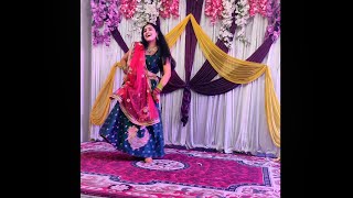 Sangeet Dance Performance || Palki Mein Ho Ke Sawaar Chali Re Dance Cover || Bride Dance