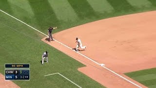 CWS@MIN: Plouffe catches Johnson's hard-hit liner