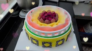 How to make a Mother's Day birthday cake -母亲节生日蛋糕怎么做，献给妈妈的礼物，祝母亲节快乐，同时也祝天下所有母亲节日快乐！