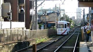 都電荒川線　花電車　花100形　滝野川一丁目駅発車