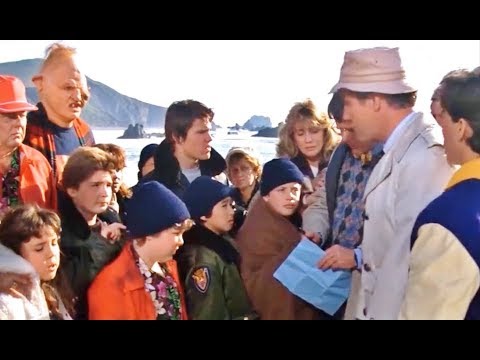 1985 – The Goonies – the final last ending scene ("No sign!!")