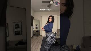 Akbabyy - Curvy Model Plus Size Fashion | Bio, Height, Career, Early Life, Facts