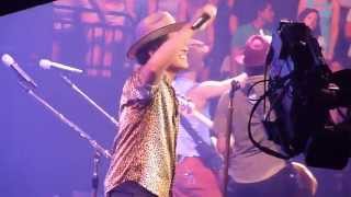Bruno Mars Just The Way You Are Live Moonshine Jungle Tour