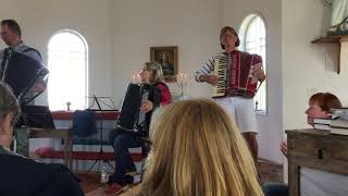 Sommardag 2019 vid Aspö kyrka i Åbo skärgård