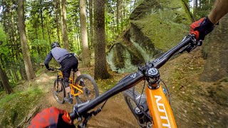 Chasing a Danish downhill champ around the Czech Republic | Mountain Biking Singltrek pod Smrkem