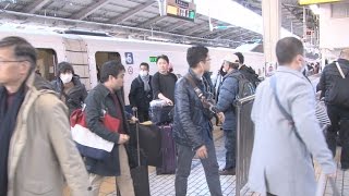 帰省Ｕターン、ピーク迎える 東京駅や高速道路で