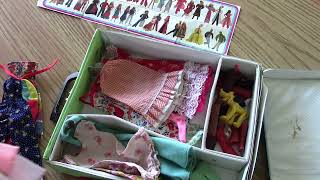 Terrific non-TV: Barbie carrying case and fashions, Mattel, 1968-1970s