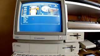 1986 Amiga 1000 booting