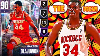 PINK DIAMOND HAKEEM OLAJUWON GAMEPLAY! SHOULD YOU DREAM ABOUT THIS HAKEEM IN NBA 2K23 MyTEAM?