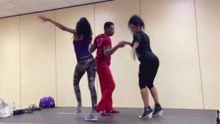 Salsa con dos Mujeres by Mario Charon with Madeline Rodriguez \u0026 Yeni Molinet @Bachaturo'13