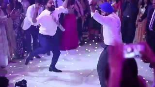 Indian wedding dance.. Powerfull Bhangra