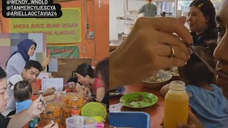 Sweetnya onyo n bunda saat makan soto rame\