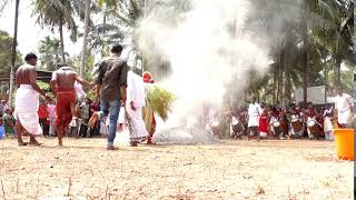 00014 Thee Chamundi Theyyam തീ ചാമുണ്ഡി തെയ്യം