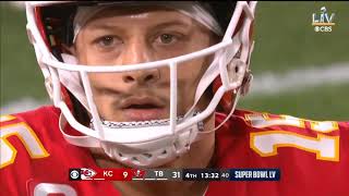 Patrick Mahomes nearly completes 2 amazing passes