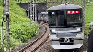 爆笛有り！【13125F 鷺沼出場試運転（復路）】東京メトロ13000系13125編成が試運転電車として非常警笛を鳴らしつつたまプラーザ駅を高速通過するフルシーン（試97-122レ）2022.7.15