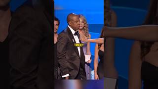 Jay Z INTERRUPTS Rihanna during her first Grammy acceptance speech 🤫