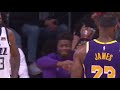 lebron’s hair falls out during game but doesn’t know anthony davis lets him know