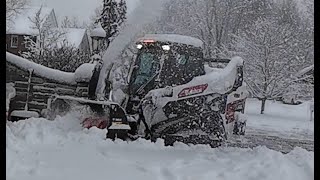 One Foot Of Snow Surprise Bobcat T66 Track Loader Snowblower #452