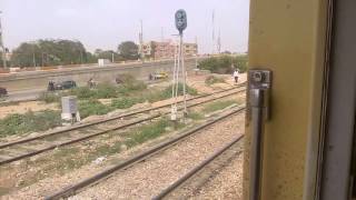 Pakistan Railways:16dn Karachi Express running in Malir,Karachi