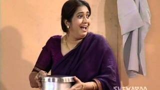 Milkshake In The Loo - Hilarious Marathi Scene - Atul Parchure Pradeep Patwardhan - Hurry Up Hari